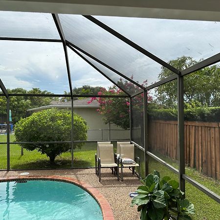 82-10Sw 135Av Villa Miami Exterior photo